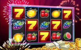 hellovip Live Casino hero section with elegant real-time entertainment browsing